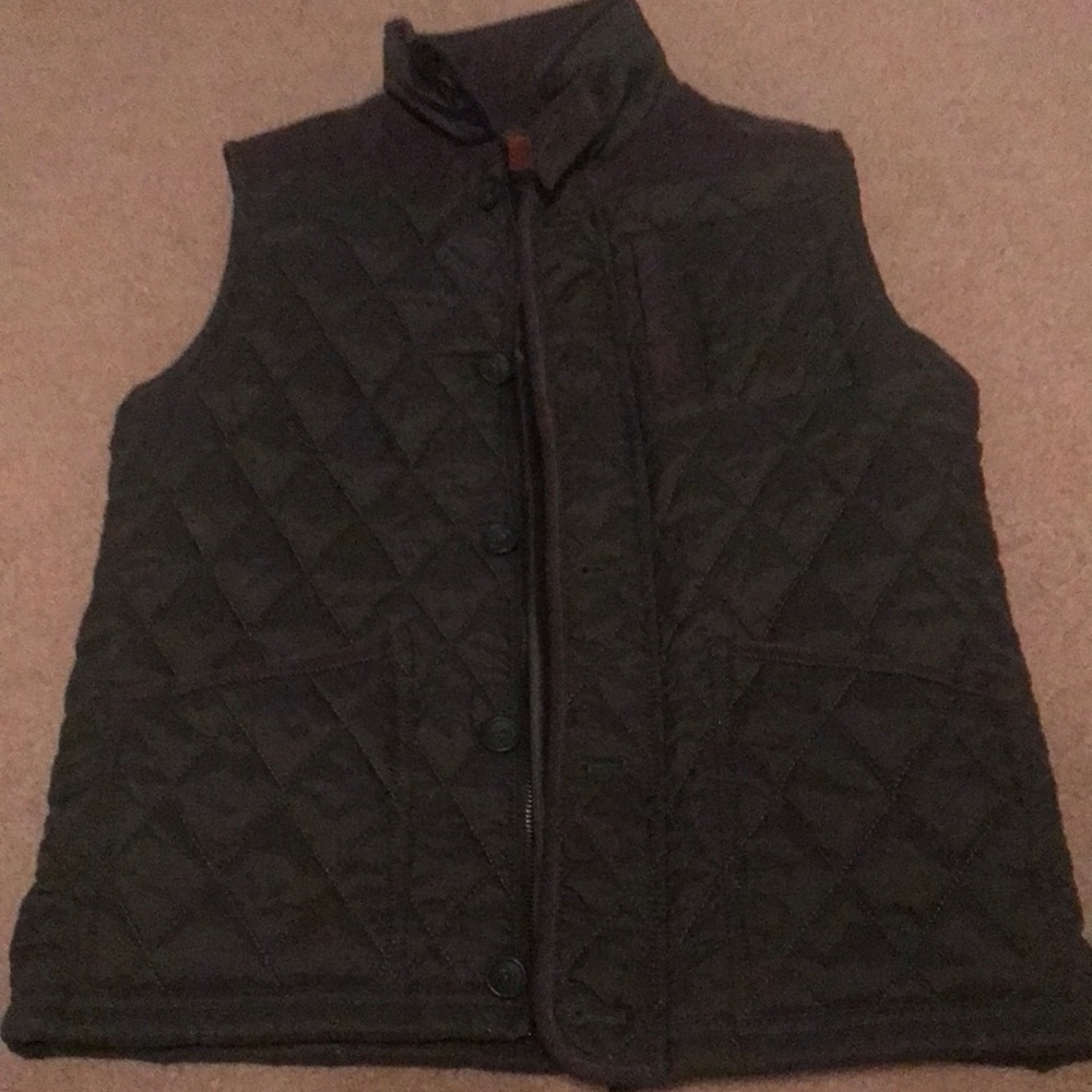 Boys forest green light weight puffer vest